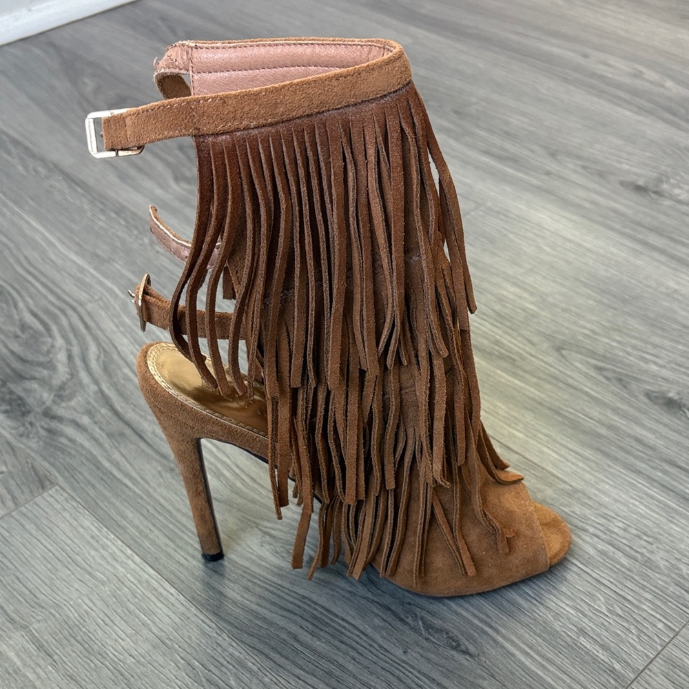 Liliana Women’s Fringe Suede Tan Heels - Picture 3 of 5